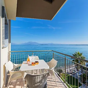 Lägenhetshotell Residenza Miralago By Wonderful Italy, Desenzano del Garda